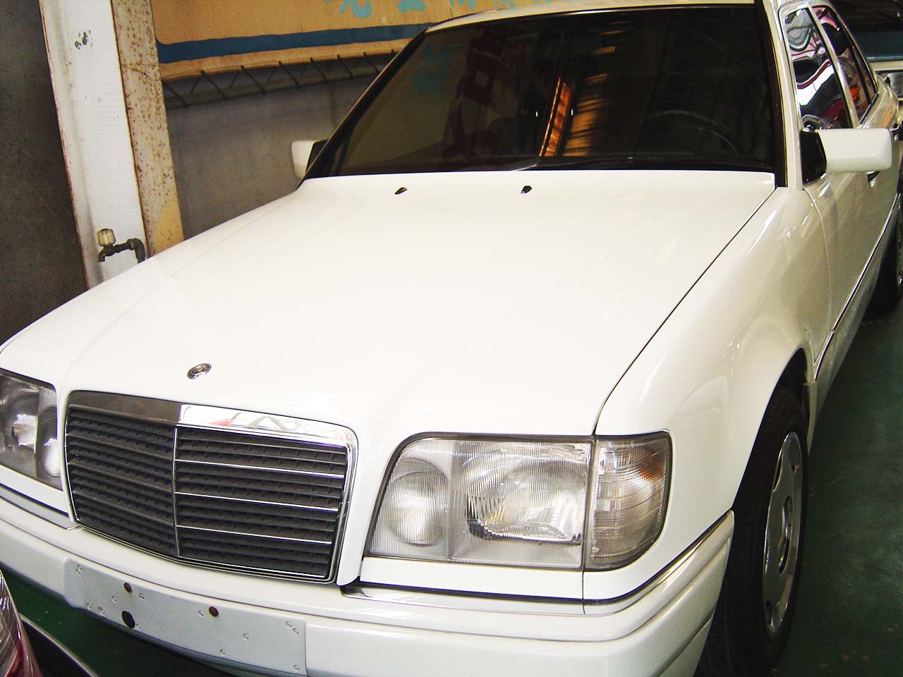 BENZ_E220