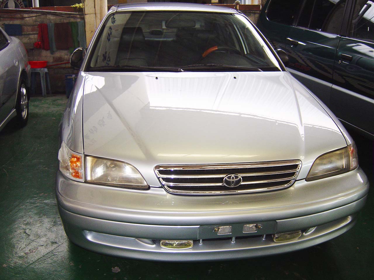 TOYOTA ץ_PREMIO